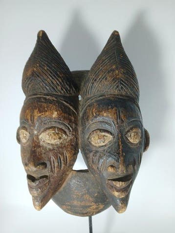 Yoruba-tweelingmasker - Yoruba - Nigeria (Zonder
