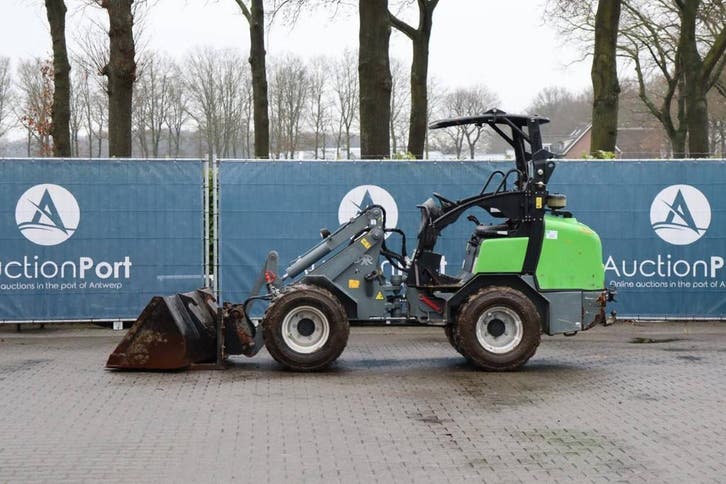 Veiling: Wiellader Giant G2500 X-TRA HD Diesel 2020, Zakelijke goederen, Machines en Bouw | Kranen en Graafmachines, Ophalen
