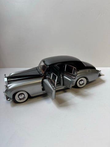 Franklin Mint 1:24 - Modelauto - Rolls-Royce Silver Cloud, Nieuw
