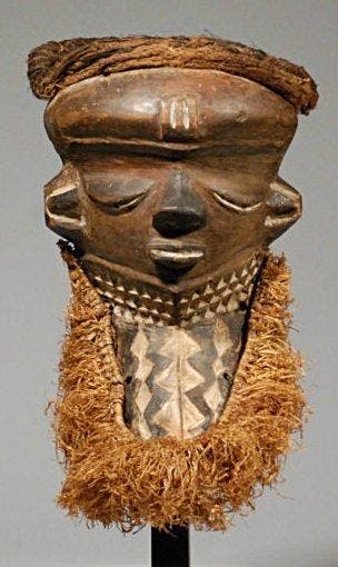 Masque Muyombo - Pende - RDC Zaire - Pende - Afrique / RDC