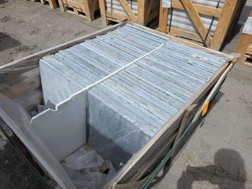 60 stuks Natuurstenen tegels 500 x 500 x h20 mm