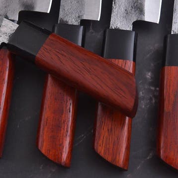 Keukenmes - Chefs knife - hout en handgemaakt gehamerd