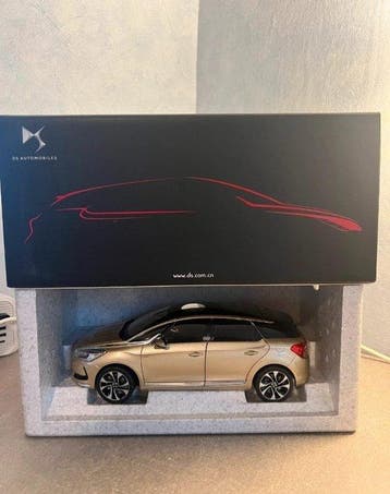 Norev 1:18 - Voiture miniature - DS 5