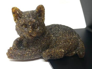 The Cozy Kitten: Ambachtelijke Baltische Amber Kat-Figuur