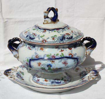 H. F. MORLEY - Soupière - Porcelaine - Datée du 6 septembre, Antiquités & Art