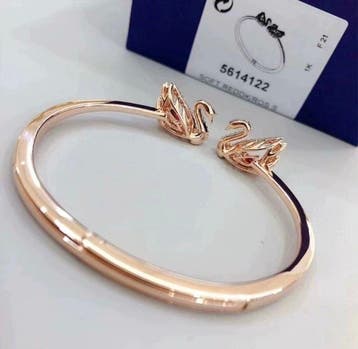 Swarovski - sculptuur, Swan Crystal Open Bangle Bracelet - 1