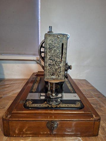 Singer 28 (1905) Machine à coudre - Fonte
