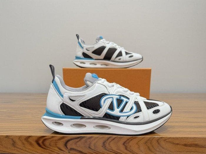 Valentino - Two-Tone V-LOGO - Sneakers - Maat: EU 41, Kleding | Heren, Schoenen