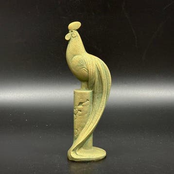 Onagadori - sculptuur IJzer met bronstoon en gouden