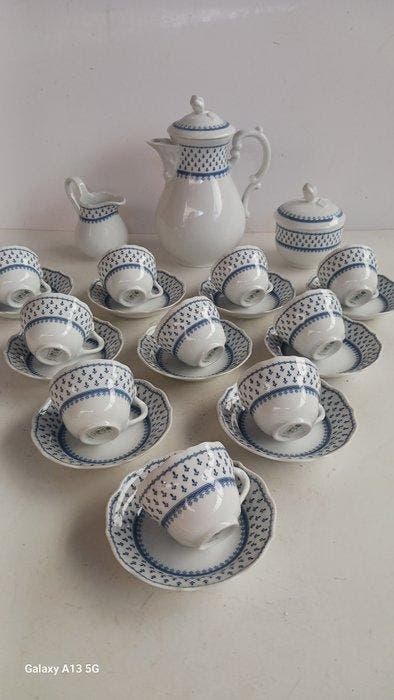 Hutschenreuther - Koffieservies (23) - Porselein, Antiek en Kunst, Antiek | Meubels | Tafels