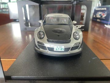 GT Spirit 1:18 - Voiture miniature - Porsche 911 RWB Abu