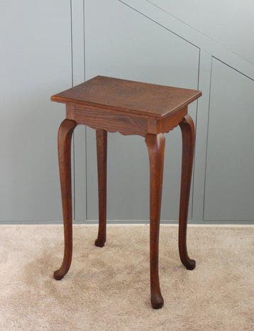 Bijzettafel - Franse plantentafel met gebogen poten -