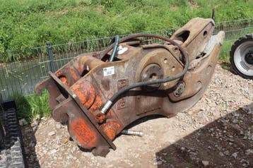 Veiling: Hydraulische betonschaar NPK G-18AS, Ophalen