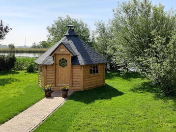 Finse Kota | Barbecuehut | Grill Kota | Jachthut | Stuga, Tuin en Terras, 3 ramen of meer, Blokhut, Nieuw, Ophalen of Verzenden