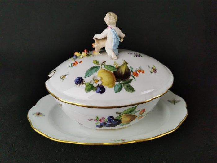 Meissen Antica figura sulla ciotola coperta, cherubino e, Antiquités & Art, Antiquités | Meubles | Tables