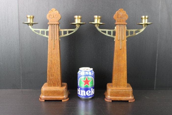 Kaarsenhouder Arts & Crafts messing eikenhouten paar, Antiek en Kunst, Kunst | Designobjecten