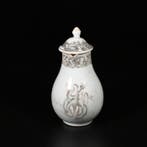 Melkkan - Rare pot à lait à décor en grisaille de Vénus et, Antiquités & Art