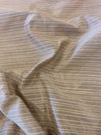 Stof met zeer fijne ribbing, met afwisselende garens die een, Antiek en Kunst