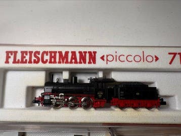 Fleischmann N - 7124, 8357, 8210 - Ensemble de train (8) -, Nieuw