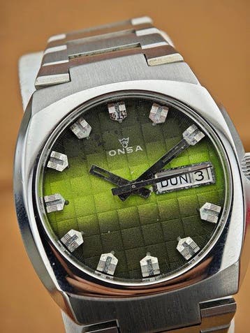 Onsa - Automatic – Green Checker Dial – Day-Date – Stainless, Nieuw