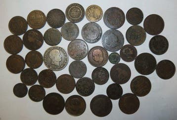Europa. du Sud – lot de 39 monnaies anciennes – Italie,