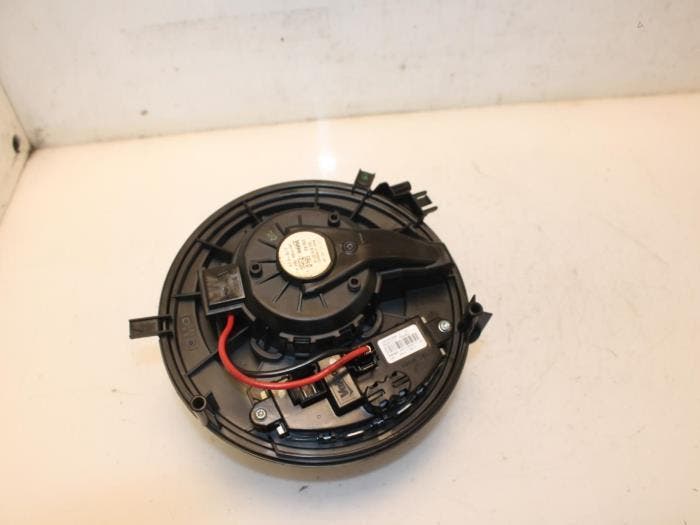 Kachel Ventilatiemotor Volkswagen Touran O147309, Auto-onderdelen, Airco en Verwarming