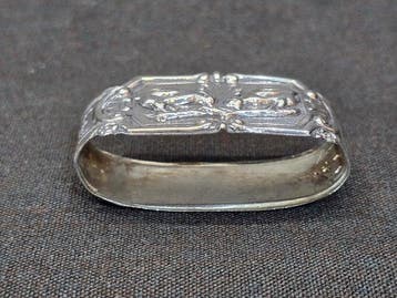 Rond de serviette - Deux petits poussins - Argent 833 -, Antiquités & Art