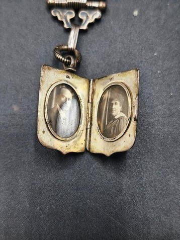 Argent - Chaîne - Montre de poche