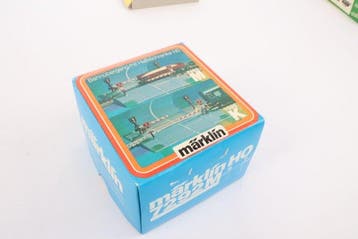 Märklin H0 - 7292 - Fixation pour train miniature (1) -, Hobby & Loisirs créatifs