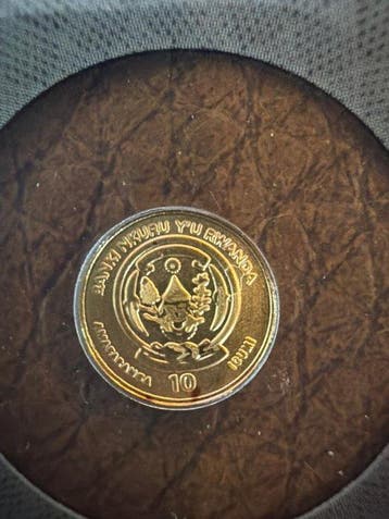 Rwanda. 10 Francs 2016 Springbock - 1/200 oz (.999) Blister