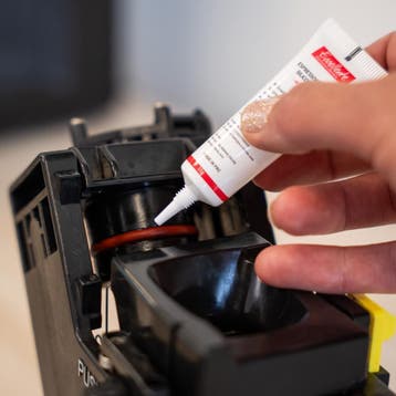 ECCELLENTE Smeermiddel voor Miele - 10 gram, Electroménager, Cafetières, Verzenden