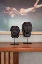 Beeld, NO RESERVE PRICE - Lavastone Budha Head on a custom