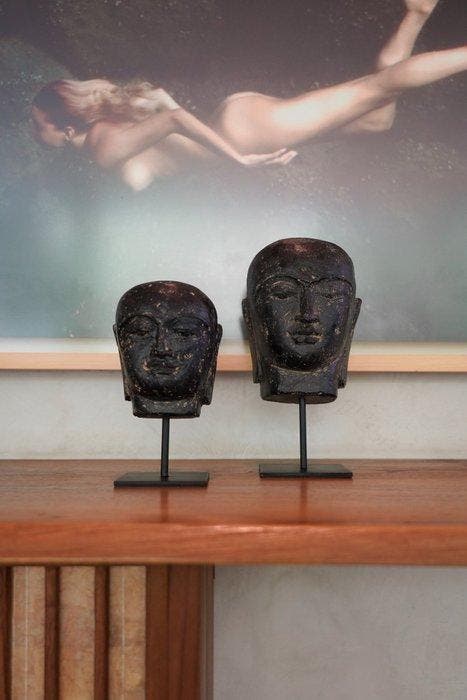 Beeld, NO RESERVE PRICE - Lavastone Budha Head on a custom, Antiek en Kunst, Kunst | Designobjecten