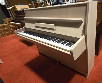 Whitewash Rösler piano! Blijft zeer goed op stemming!, Gebruikt, Piano
