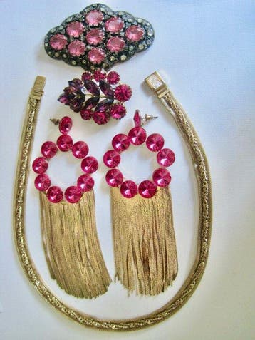 Collection thématique - Bijoux, notamment Burlesque