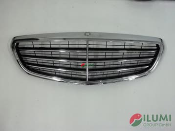 Grill Mercedes C-klasse W205 Elegance, Verzenden, Gebruikt