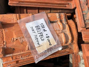 Lot dakpannen 120stuks Belfeld incl bak (Diverse), Ophalen of Verzenden, Nieuw