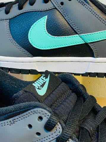 Nike - Dunk Low Green Glow P45,5 - Sneakers - Maat: EU 45.5, Nieuw