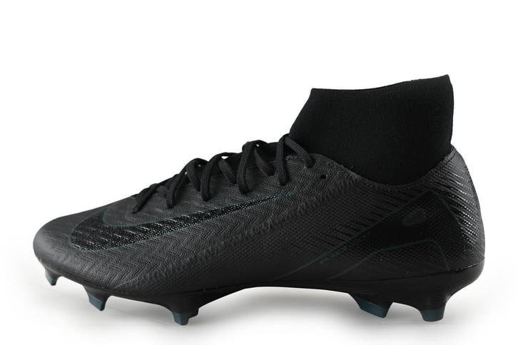 Nike Voetbalschoenen in maat 41 Zwart, Kleding | Heren, Schoenen, Zwart, Gedragen, Verzenden
