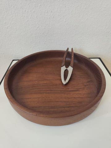 Schaal (2) - Teak - Teak schaal + Notenkraker