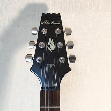 Aria pro II - PE40 - - Guitare électrique - 1999