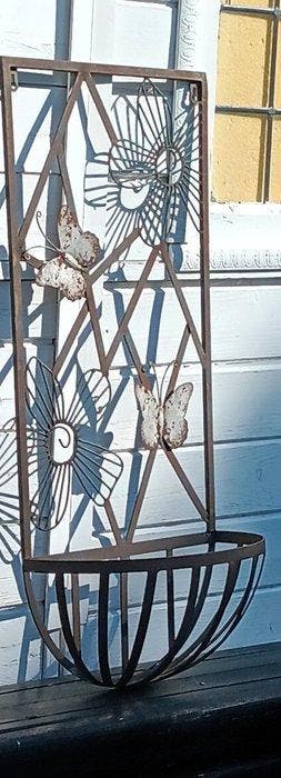 Unicum-Wandornament met bloembak – Handgemaakt vakmanschap -