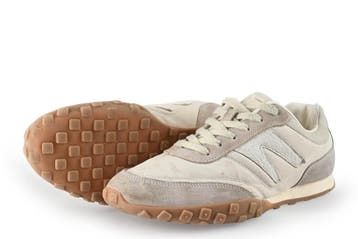 Nelson Sneakers in maat 41 Beige, Overige kleuren, Verzenden, Sneakers, Gedragen