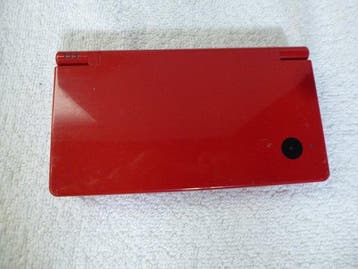 Nintendo - Nintendo DSi - Nintendo DSi Red Console & Charger, Nieuw