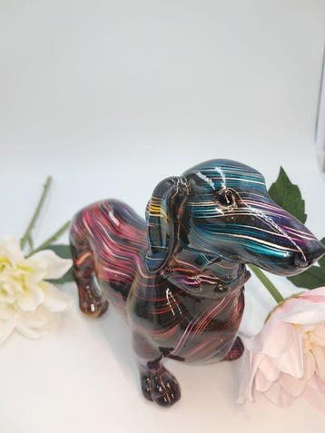 Beeldje - Bassotto Decorativo in Resina a Righe Multicolore