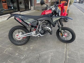 Fantic XM50 performance, Fietsen en Brommers, Ophalen, Nieuw, Klasse B (45 km/u)