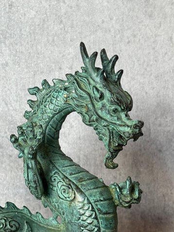 Bijzonder sculptuur van een draak - Brons - China (Zonder