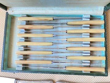 Orfèvre Clavaizolle - Tafelmes (24) - Staal, Verzilverd,, Antiquités & Art