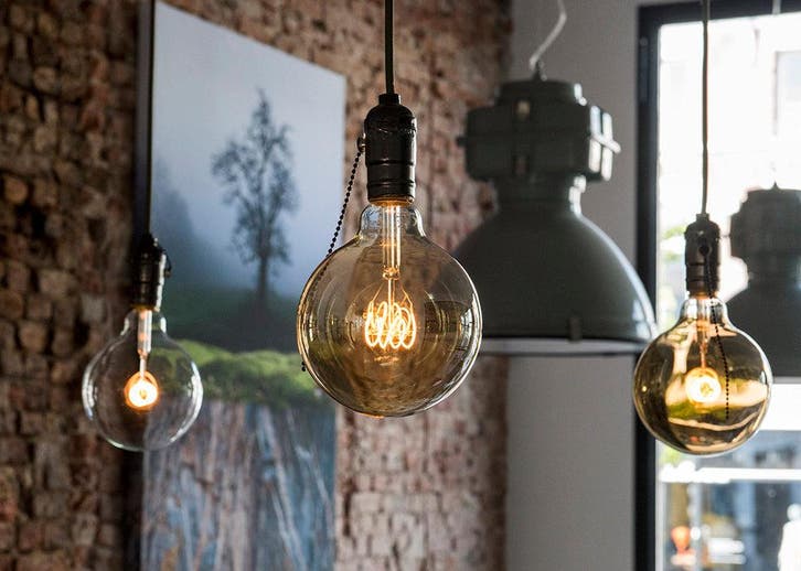 Bailey Spiraled Leslie G125 LED Filament Globe 3.2W Goud -, Doe-het-zelf en Bouw, Bouwverlichting, Verzenden