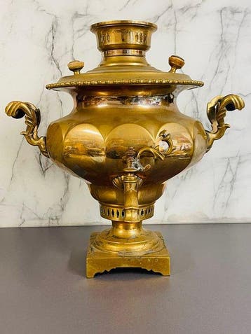 Samovar - Antiek Russisch koperen houtskool-samovar met